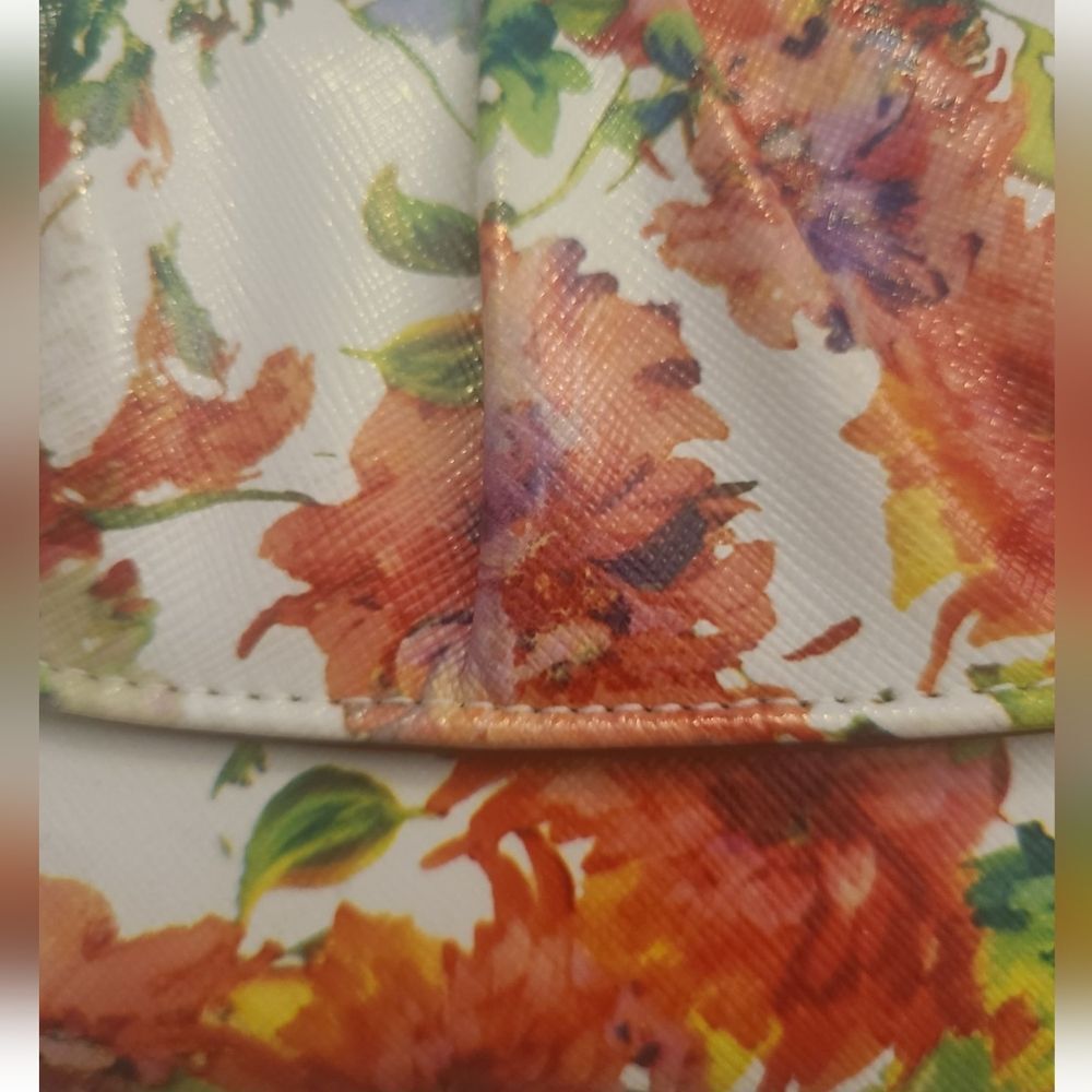 APT 9 Clutch Wallet Floral Pleated Snap Front Closure‎ - Picture 11 of 12